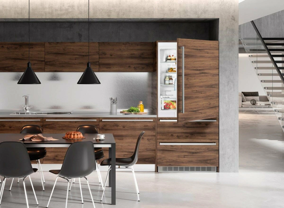 Liebherr ECBN 6156 PremiumPlus BioFresh NoFrost refrigerator has built-in installation to help synchronize with your home's interior